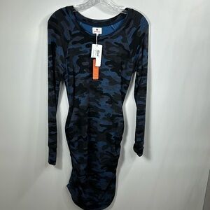 Sundry camo sweatshirt dress navy camo size 0. NWT.